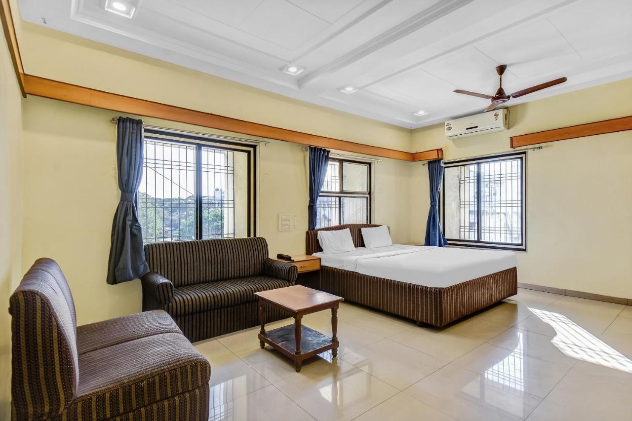 Collection O 80110 Shangrila Rivera Execitive Aurangābād Exterior foto